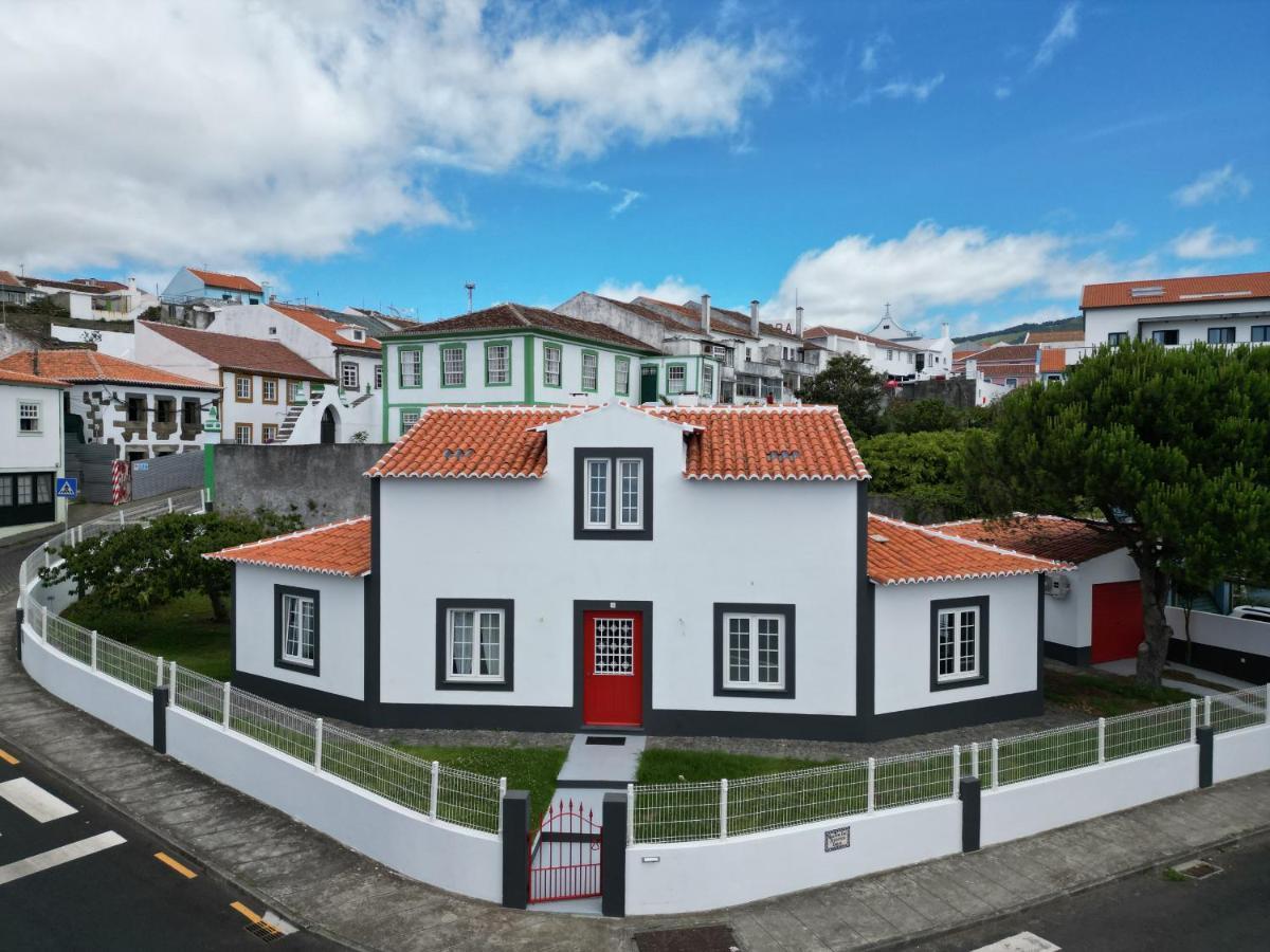 Angra Charming Suites By Seewest Angra do Heroismo Exterior photo