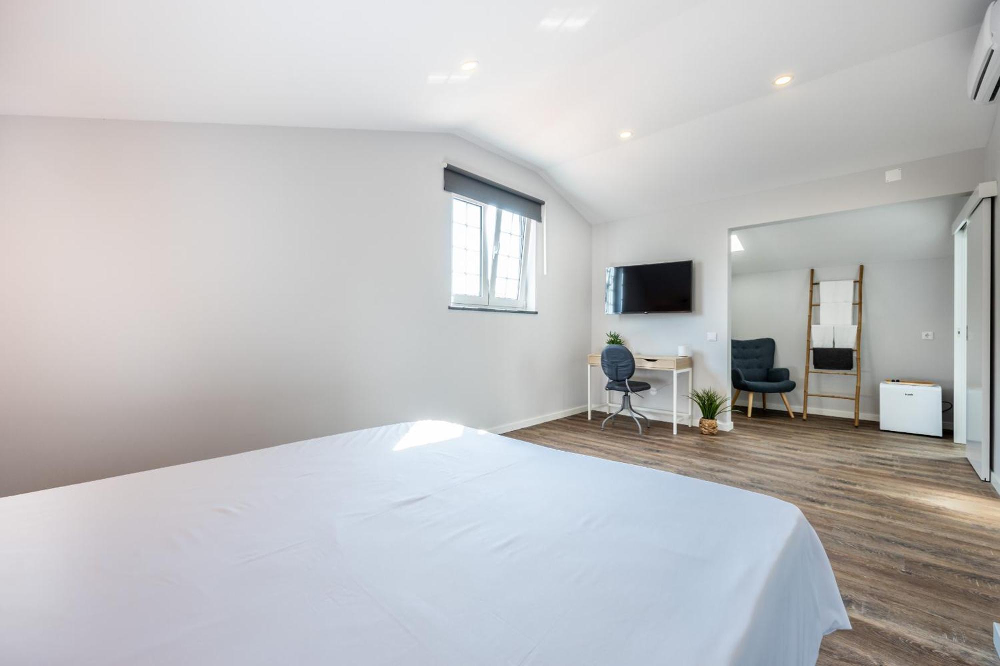 Angra Charming Suites By Seewest Angra do Heroismo Exterior photo